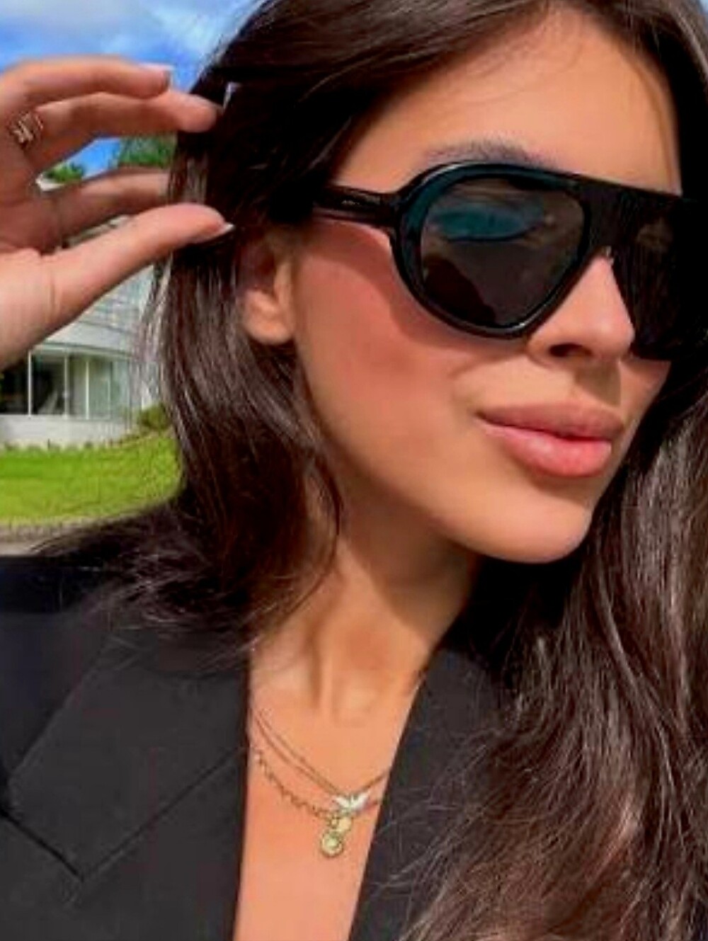 Set Of 2 ✨️ VBY VYE ~LUCY LOLA sunglassres ✨️Nwt ✨️